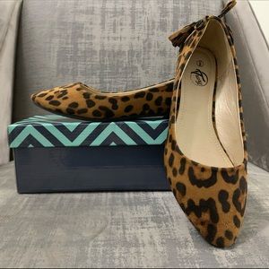 Trary Shoes For Life Women Leopard Print Flats